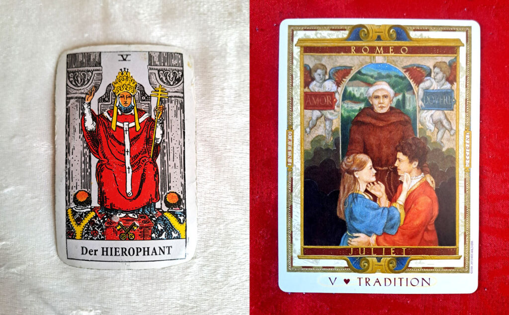 Zwei Abbildungen im Vergleich, die Tarotkarte der Hierophant mit der Karte Nummer fünft Tradition mit Romeo und Julia sowie Pater Lorenzo: Die Rider Waite-Karten sind gestaltet von Arthur Edward Waite zusammen mit der Illustratorin Pamela Colman Smith; Lovers Path Tarot: Kris Waldherr: The Lover’s Path Tarot. Herausgegeben von U.S. Games Systems INC. Stamford 2004.
Copyright © 2004, 2013 Kris Waldherr